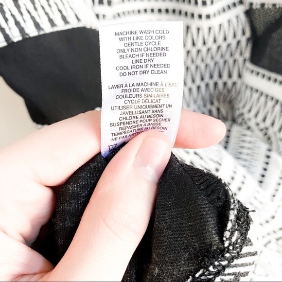 Material Girl Black White Dress - Picture 5 of 5